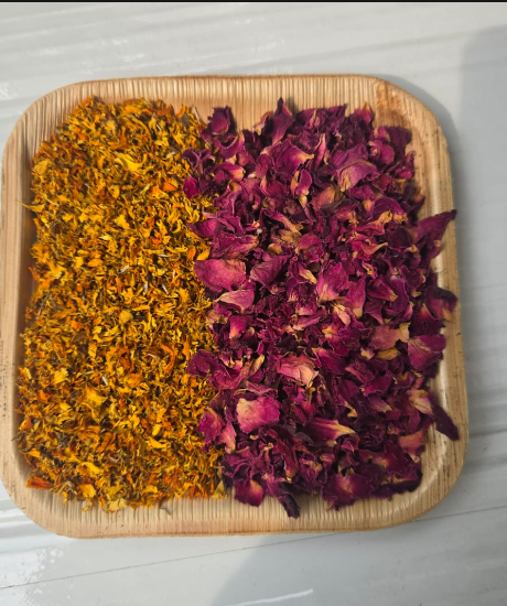 Rose & Marigold  in Palm Leafs plate