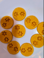 Carrot paws biscuits